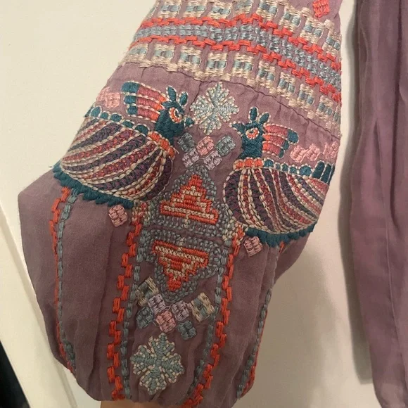 Johnny Was small purple Bohemian Embroidered Women's Top - Picture 5 of 5